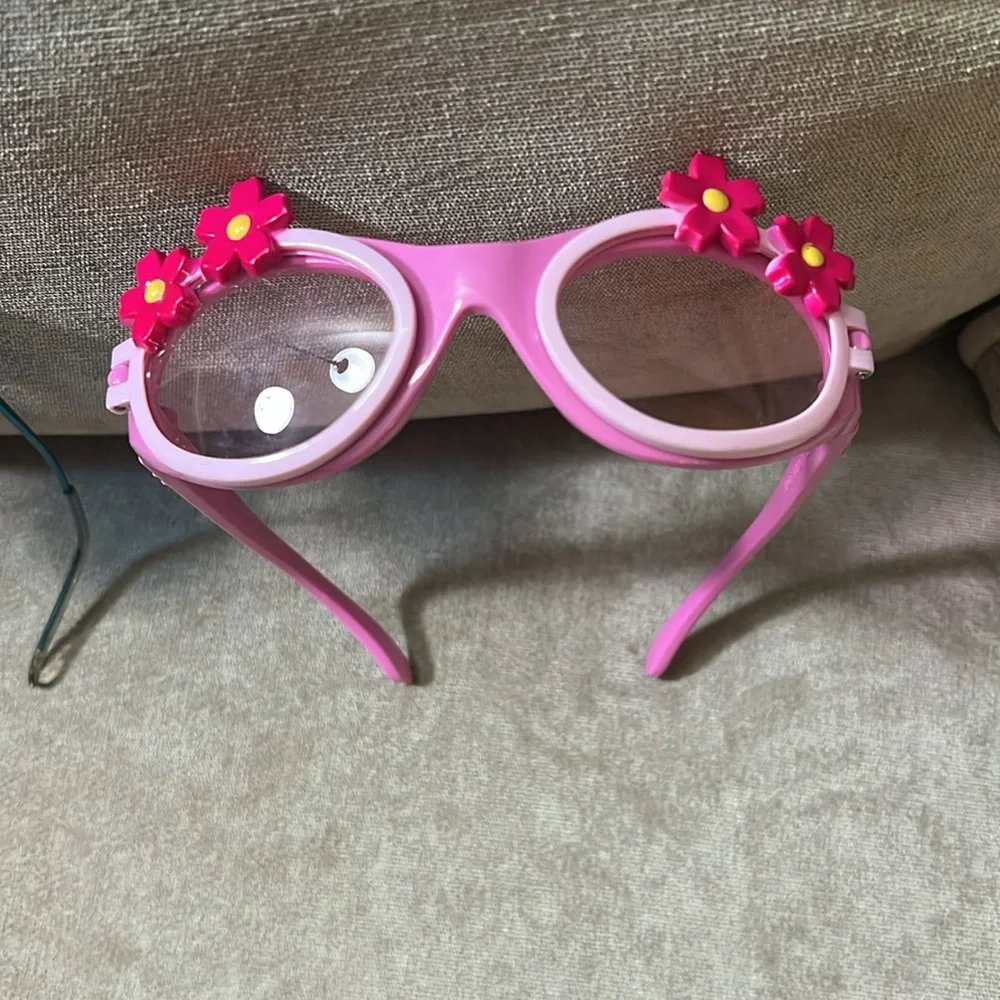 Girls sunglasses lot